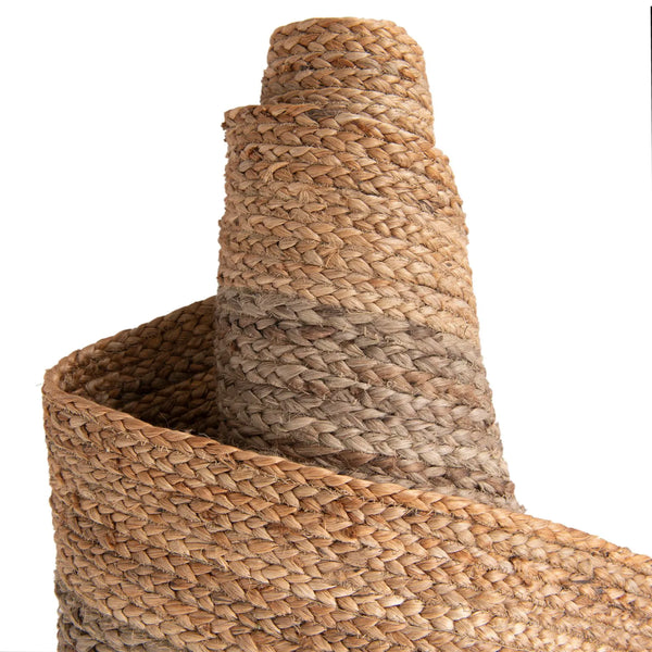 Handcrafted Two-Tone Braided Jute Round Area Rug for Cozy Living Room & Bedroom Decor