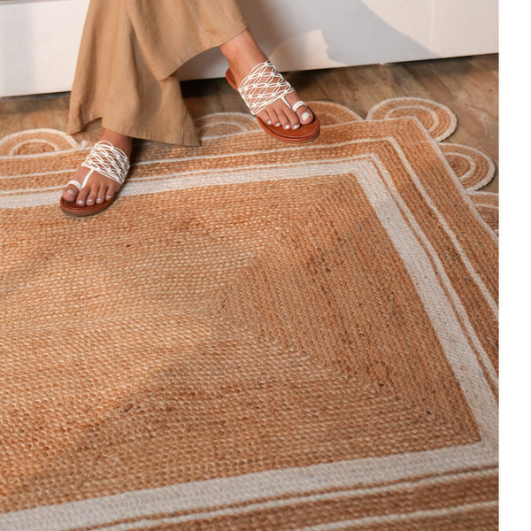 Natural Scalloped Jute Rug, Scallop pattern Rug, Natural White Strip Jute Rug, Handbraided Rug, Area Rug, Handwoven Jute Rug, Custom Rug, Decorative Rug