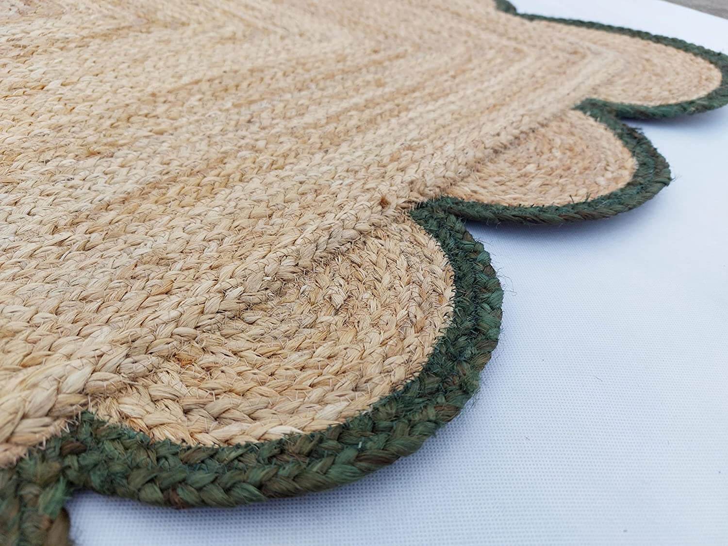 Hand-Braided Hemp Jute Rug with Coloured Scalloped Border - Rustic Bohemian Elegance