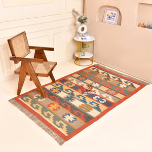 Handwoven Wool Jute Geometric patterned carpet