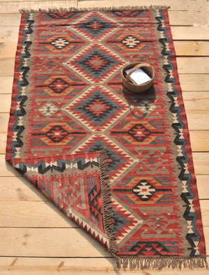 Vintage Turkish large kilim rug | Red kilim rug