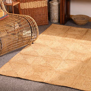 Handwoven Natural Jute Area Rug Geometric Braided Eco-Friendly Living Room