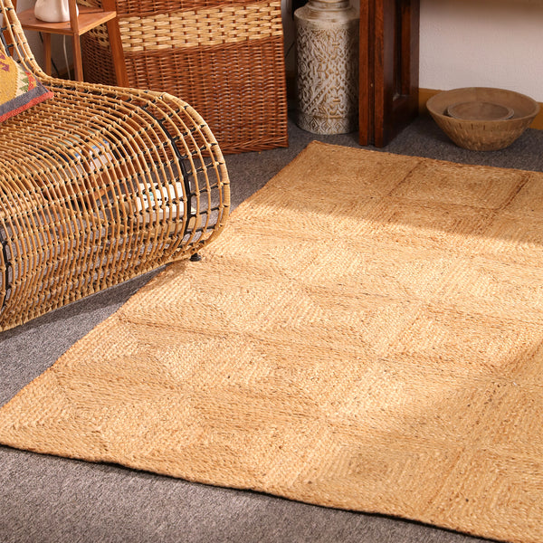 Handwoven Natural Jute Area Rug Geometric Braided Eco-Friendly Living Room