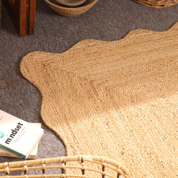 Handwoven Natural Jute Rug Scalloped Edge Braided Area Rug