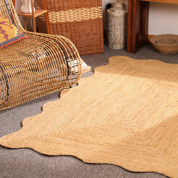 Handwoven Natural Jute Rug Scalloped Edge Braided Area Rug