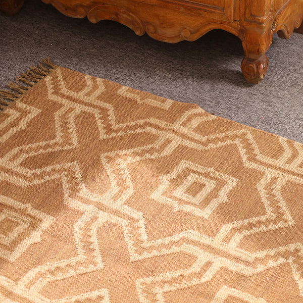 Handwoven Natural jute Area rug Beige Geometric Boho Rug with Tassels