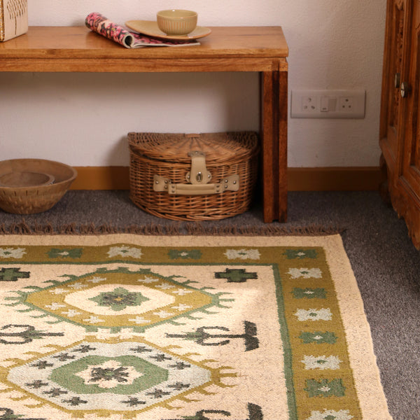 Handmade Olive Green kilim Rug - Tribal Wool Area Rug for Living Room