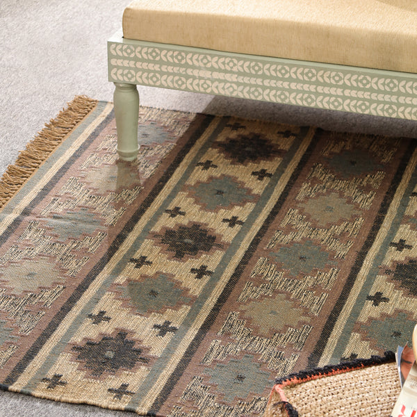 Rustic Geometric Bohemian Flatweave Area Rug - Earth Tone Southwest Tribal Accent Mat