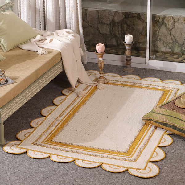 Handwoven Scalloped Natural Jute Rug with Border for Living Room