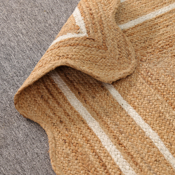 Willow Scalloped Braided Jute Rug – Eco-Friendly Boho Accent Mat