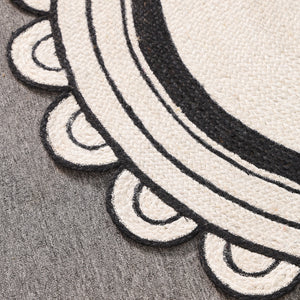 Handwoven Round Jute Rug – Black & White Braided Scalloped Area Rug | Boho Farmhouse Decor
