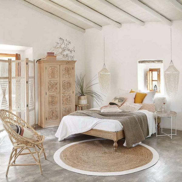Round Natural Jute Rug with Ivory Border Handwoven Braided Area Rug