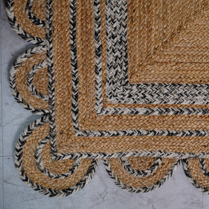 Scalloped Edge Jute RugHandbraided Natural Boho Accent