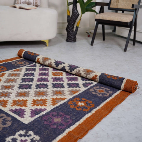 Elegant Diamond Motif Jute - Wool Rug – Handcrafted Flatweave in Earthy Tones - Gahlot International