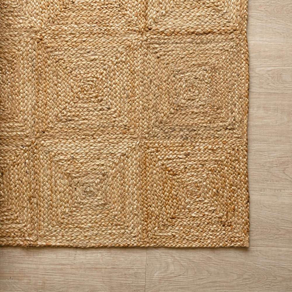Hand - Braided Natural Hemp Area Rug with Geometric Pattern - Rustic Elegance - Gahlot International