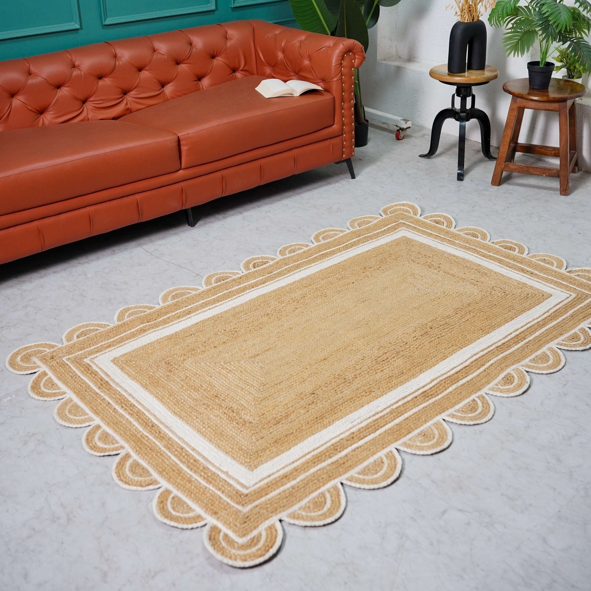 Hand - Braided Scalloped Border Hemp Rug - Natural Bohemian Charm - Gahlot International