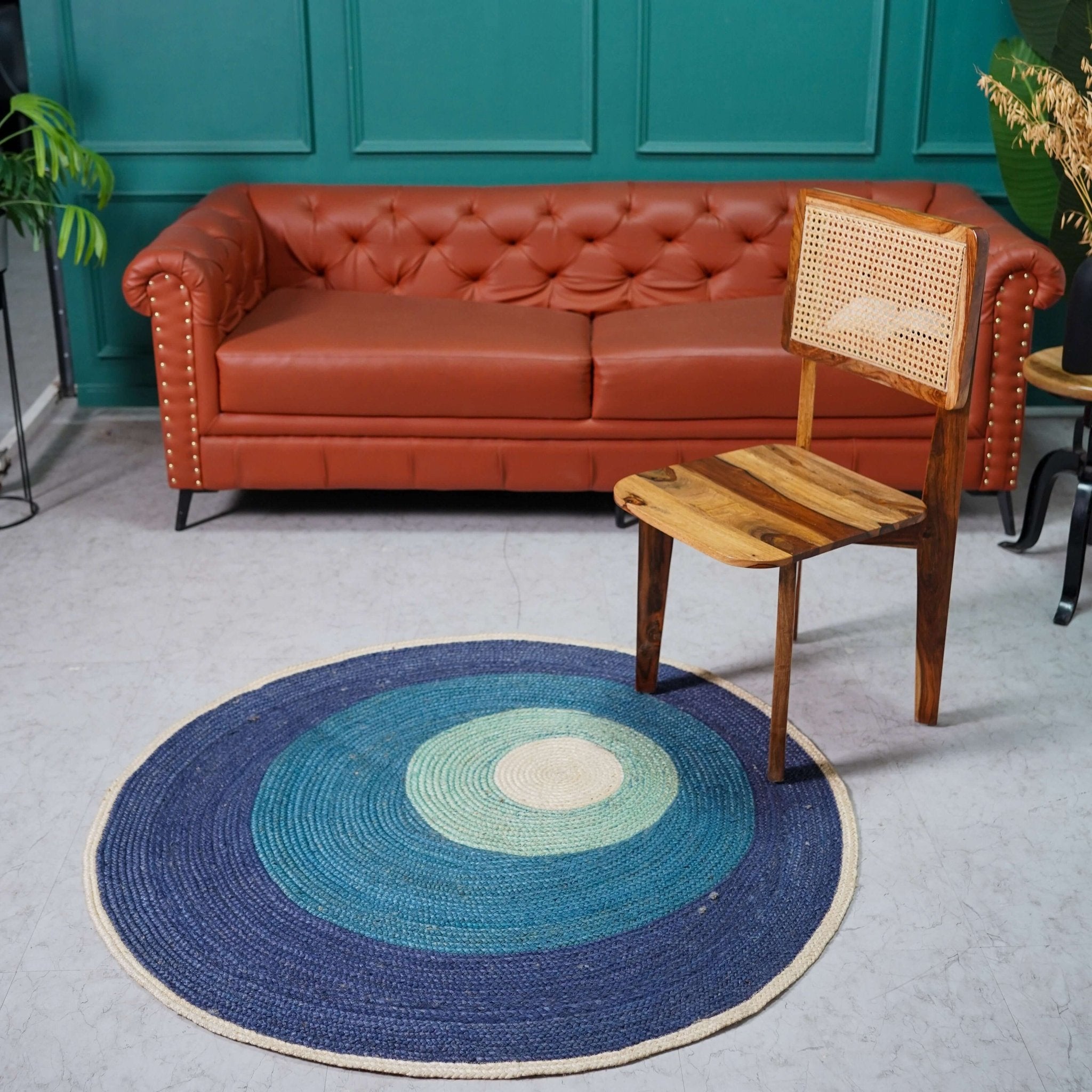 Handbraided Hemp Round Rug with Vibrant Blue Gradients - Gahlot International