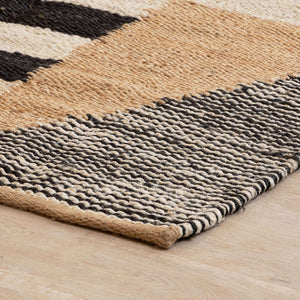 Handcrafted 100% Natural Hemp Rug  Natural Black & White Diamond Design - Gahlot International