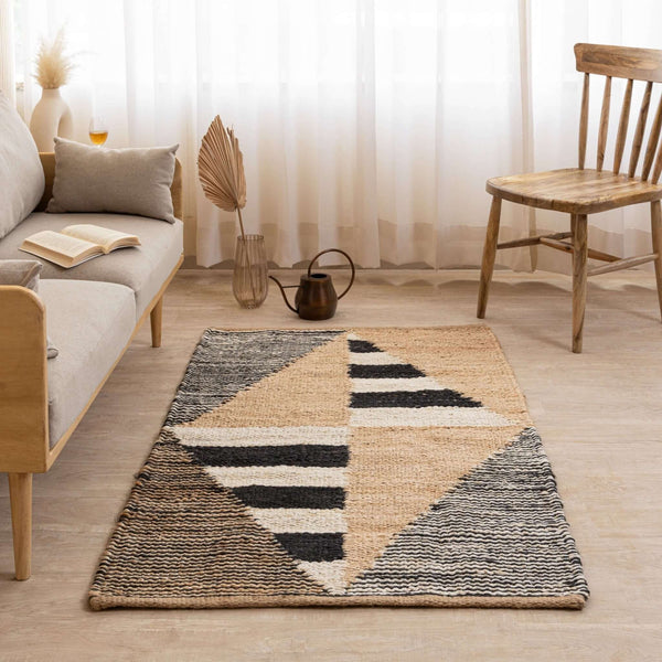 Handcrafted 100% Natural Hemp Rug ¬ Natural Black & White Diamond Design - Gahlot International