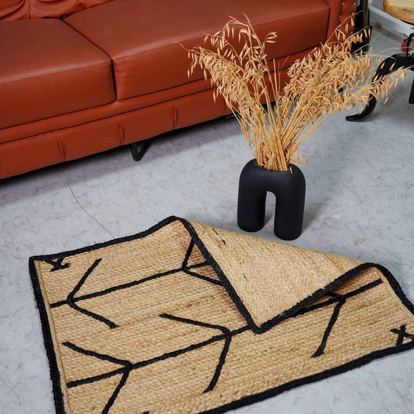 Handcrafted Hemp Chevron Pattern Accent Rug ¬ Natural & Black - Gahlot International