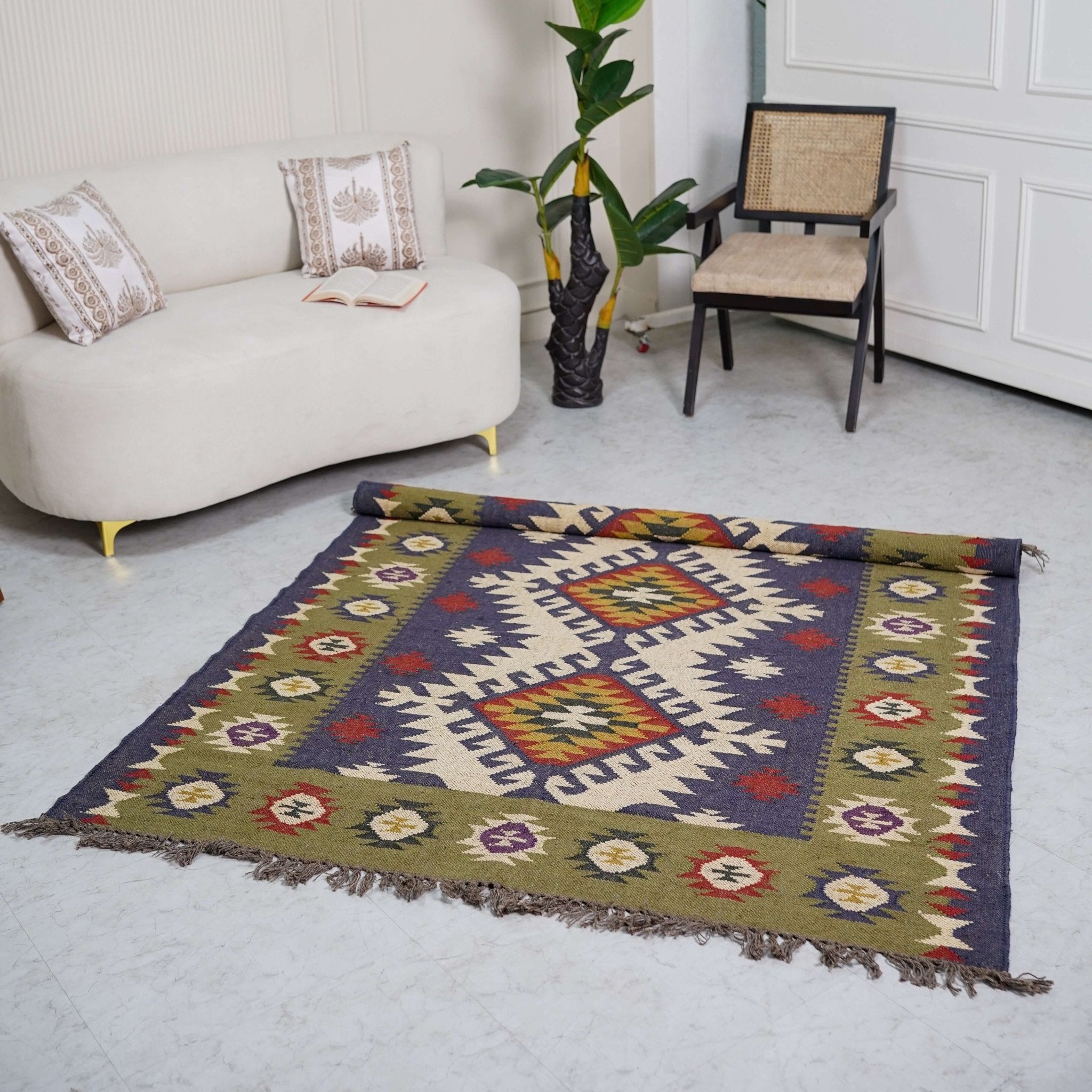 Handcrafted Wool - Jute Rug with Geometric Tribal Motifs - Gahlot International