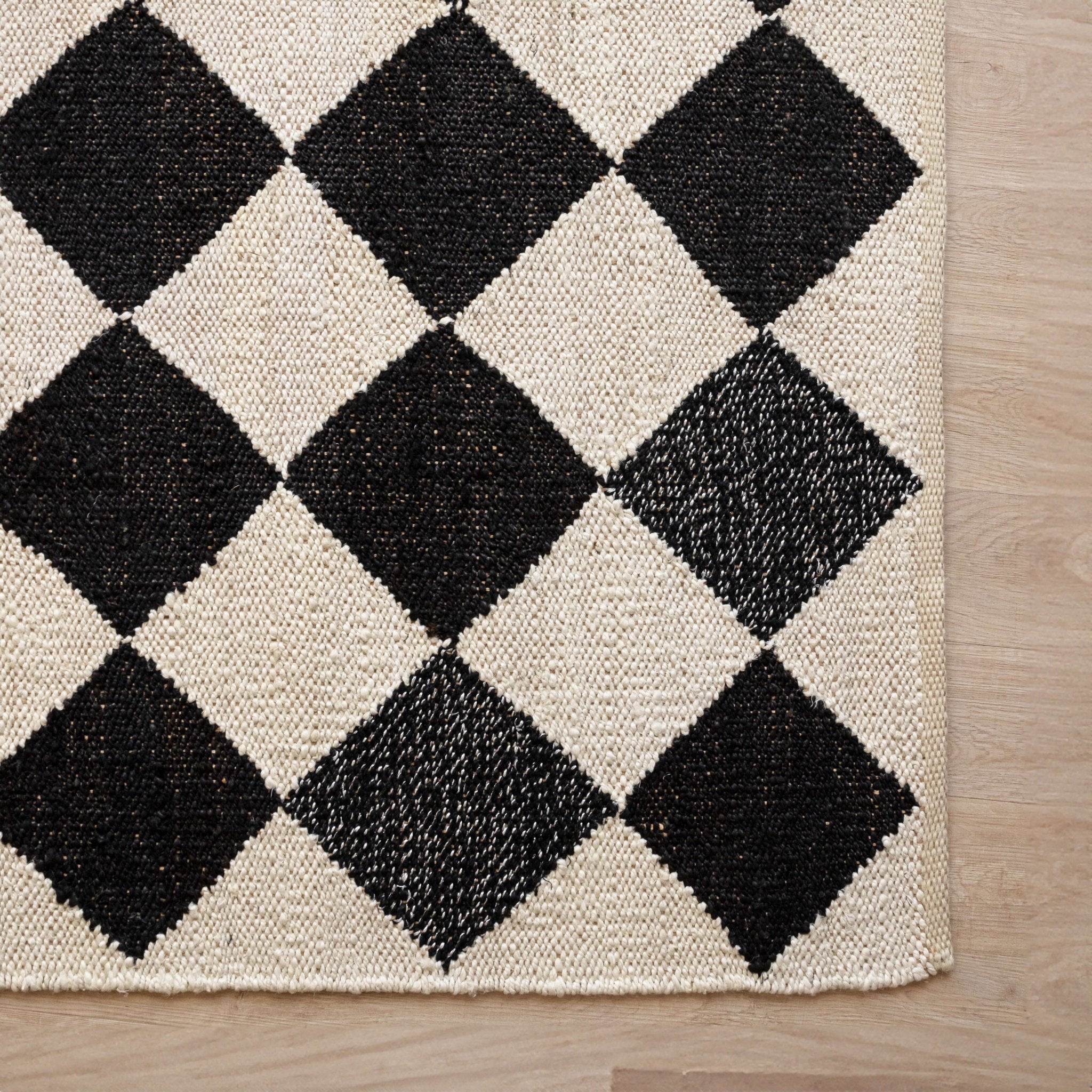 Handwoven Black & White Diamond Hemp Rug - Bold Geometric Design - Gahlot International