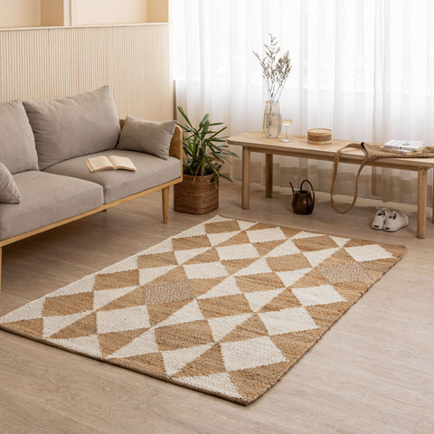 Handwoven Geometric Diamond Hemp Rug - Natural Elegance - Gahlot International