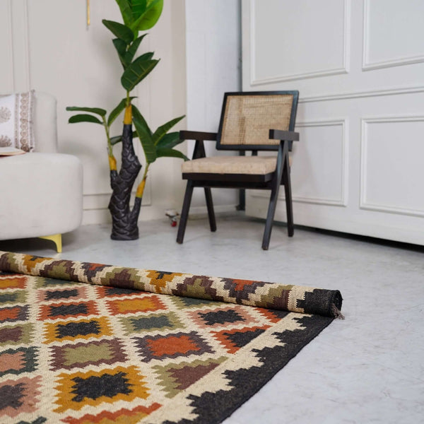 Traditional Jute - Wool Rug with Geometric Diamond Motifs ¬ Handcrafted Kilim Design - Gahlot International